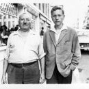 MV et son grand père dans les rues de Saint Raphaël en 1962.